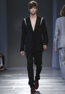 JUNLI Menswear Spring Summer 2017 Collection in Milan