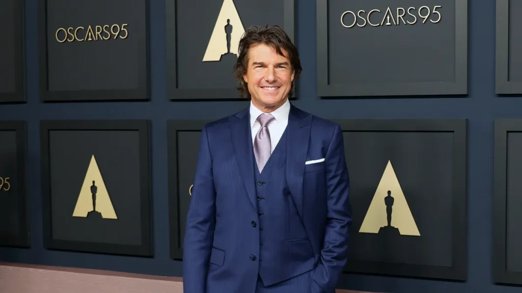 Brioni on X: Academy award winner #MatthewMcConaughey at 'Sing' Los  Angeles movie premiere wearing a #Brioni bespoke navy checked suit  #BrioniSuit  / X